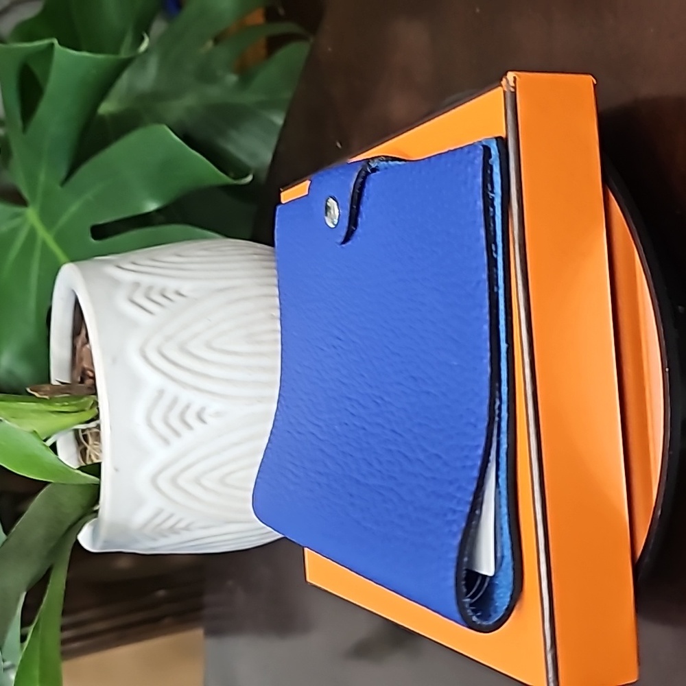 #02220-0991 HERMES AGENDA EUC WITH BOX - Picture 5 of 5